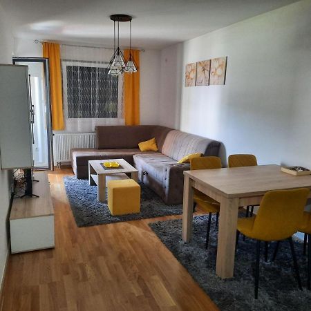 Apartman Bulevar Doboj Zewnętrze zdjęcie